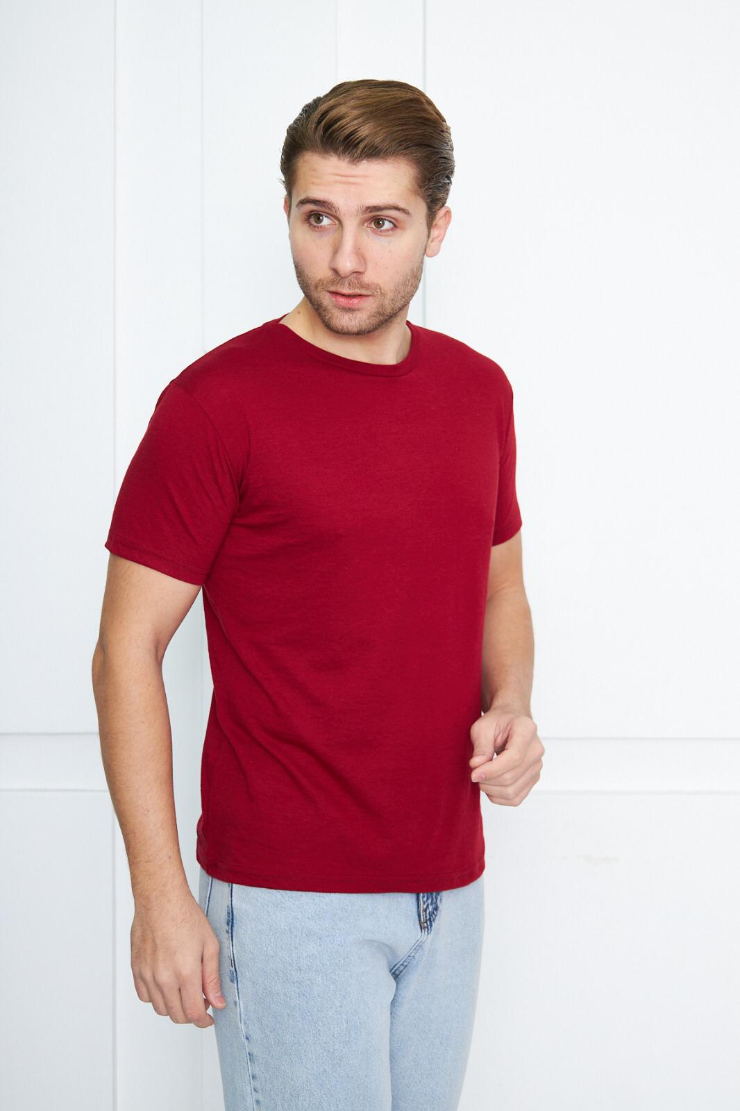 136%20Bordo%20T-Shirt